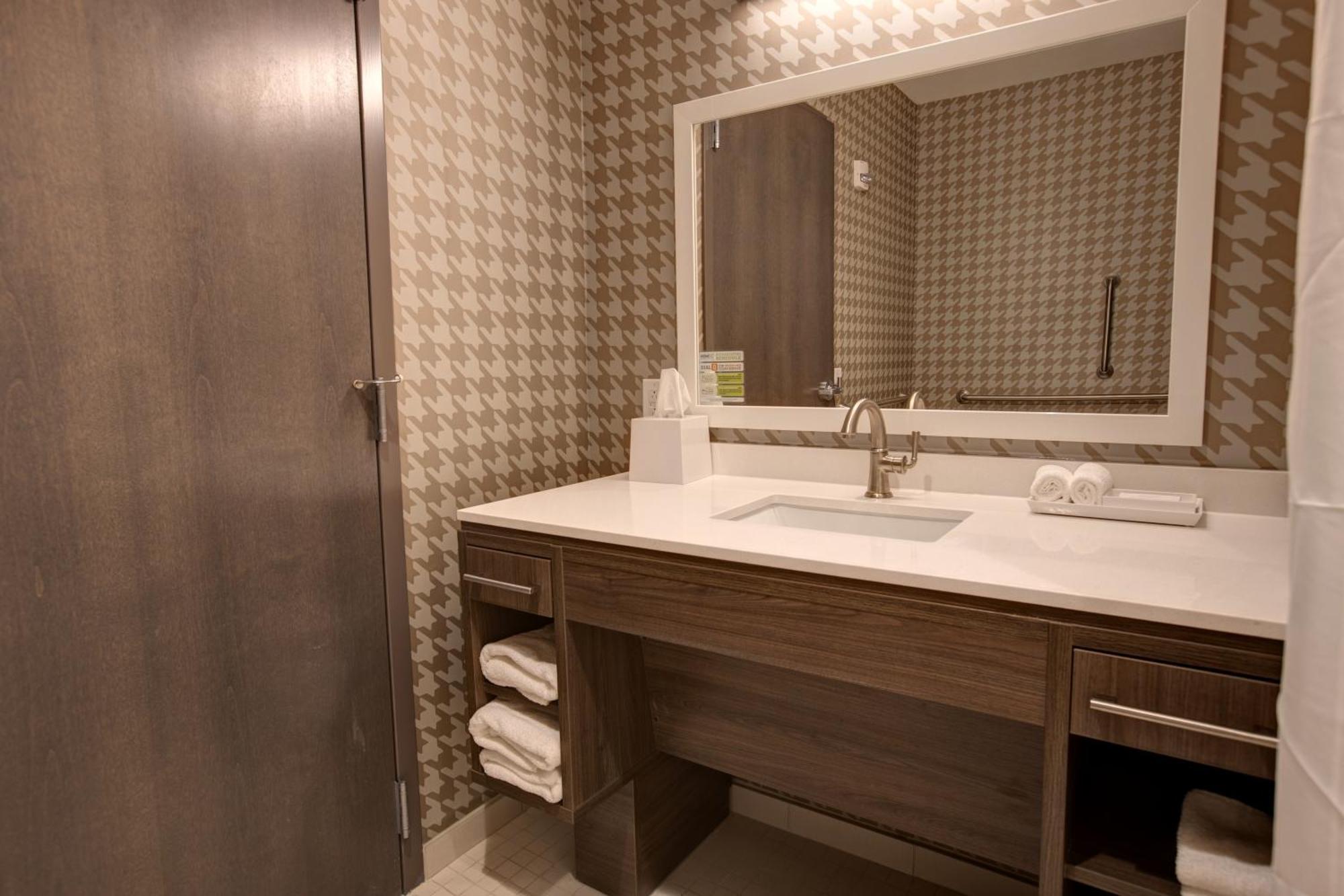 Home2 Suites By Hilton Charlotte Uptown Extérieur photo